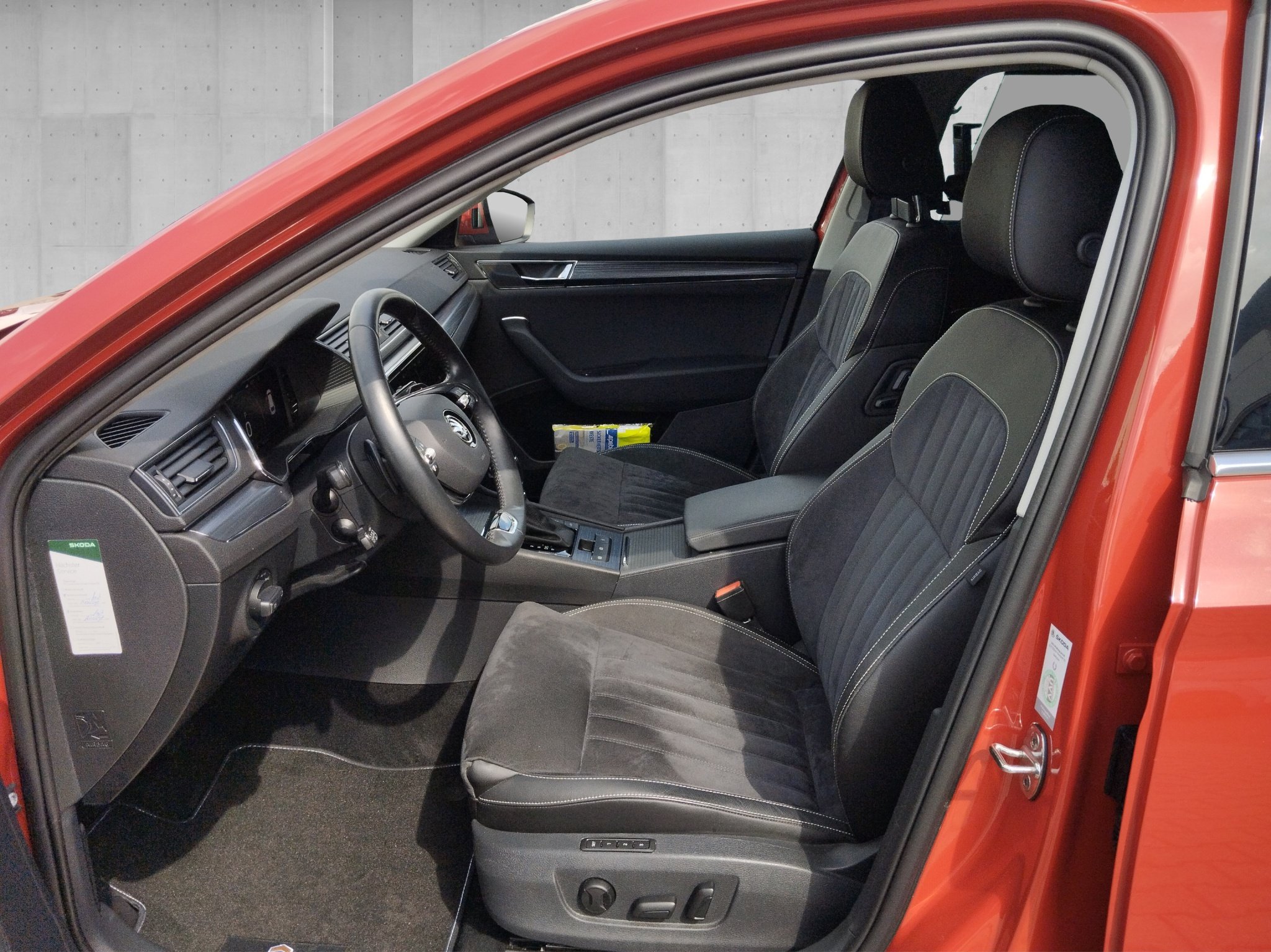 Skoda Superb Combi 2.0 TSI Style 4x4 DSG 360°*4xSHZ*LM – Bild 7