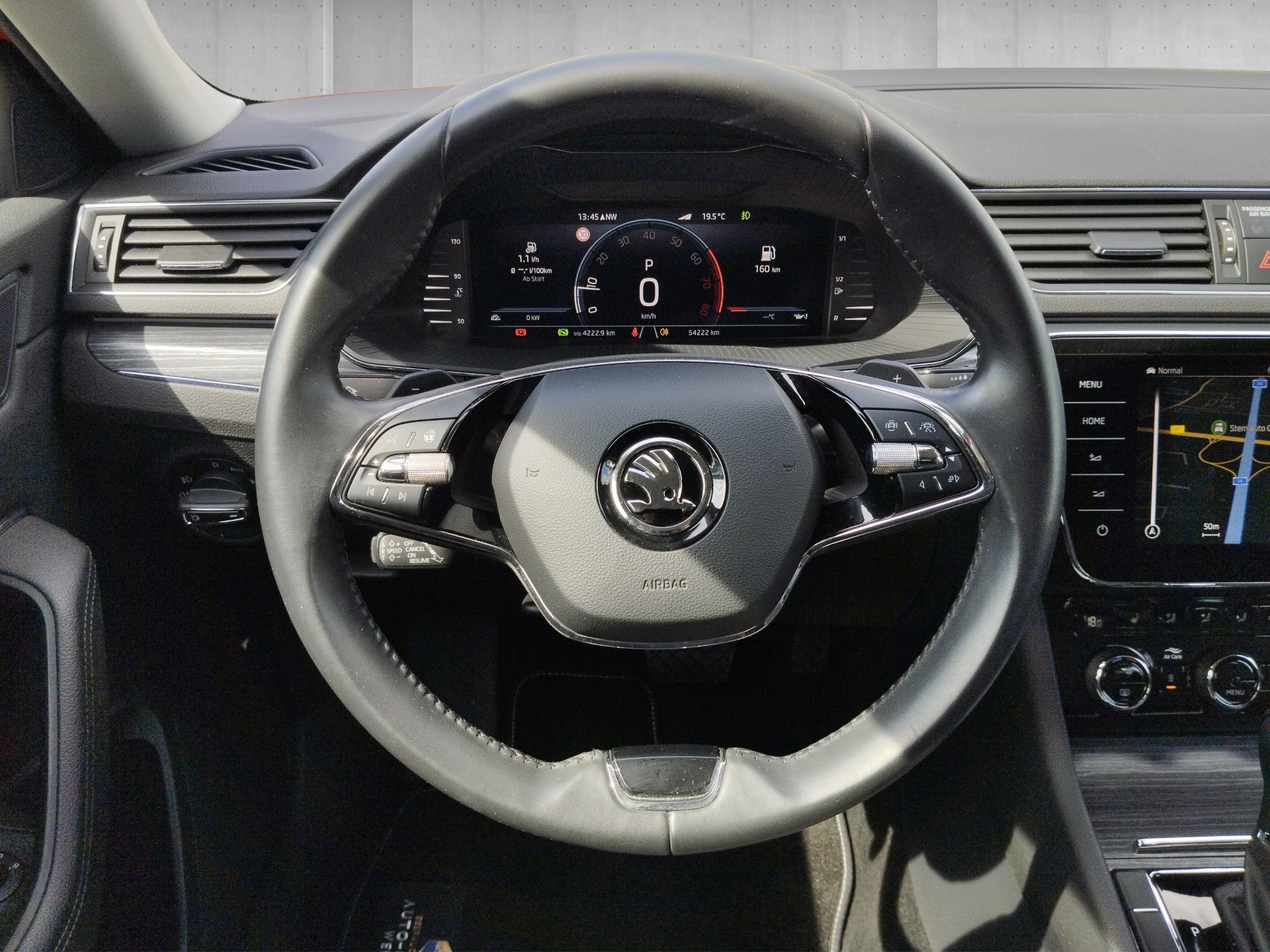 Skoda Superb Combi 2.0 TSI Style 4x4 DSG 360°*4xSHZ*LM – Bild 10