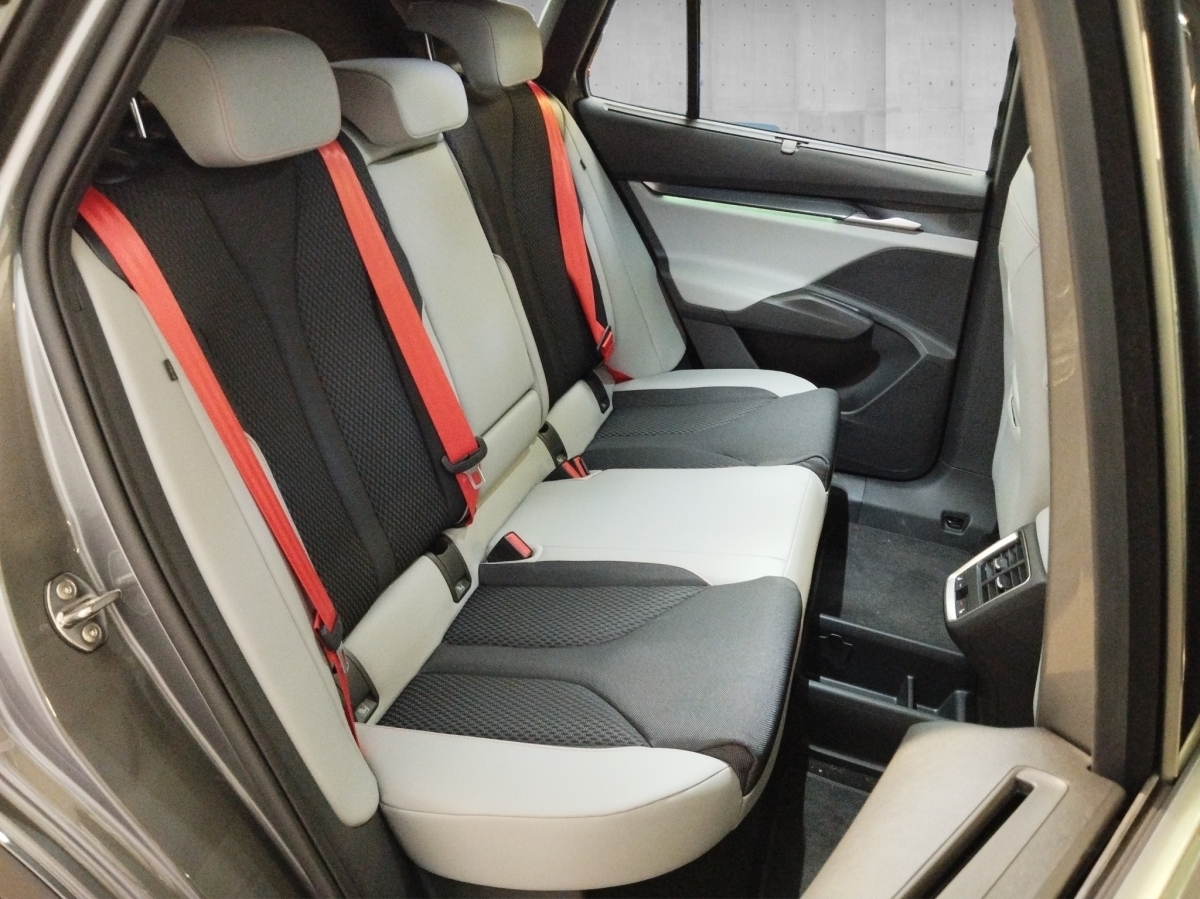 Skoda Elroq Alpha Automatik *360*4xSHZ*ACC*AUT*HUD*Kam. – Bild 20