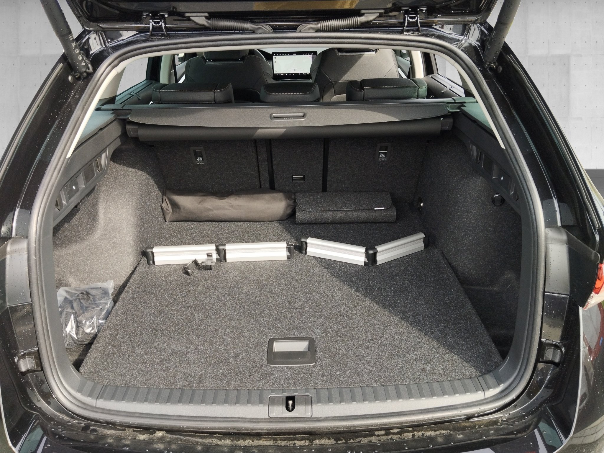 Skoda Octavia Combi 1.5 TSI Tour ACC*Fernlichtass.*LED – Bild 17