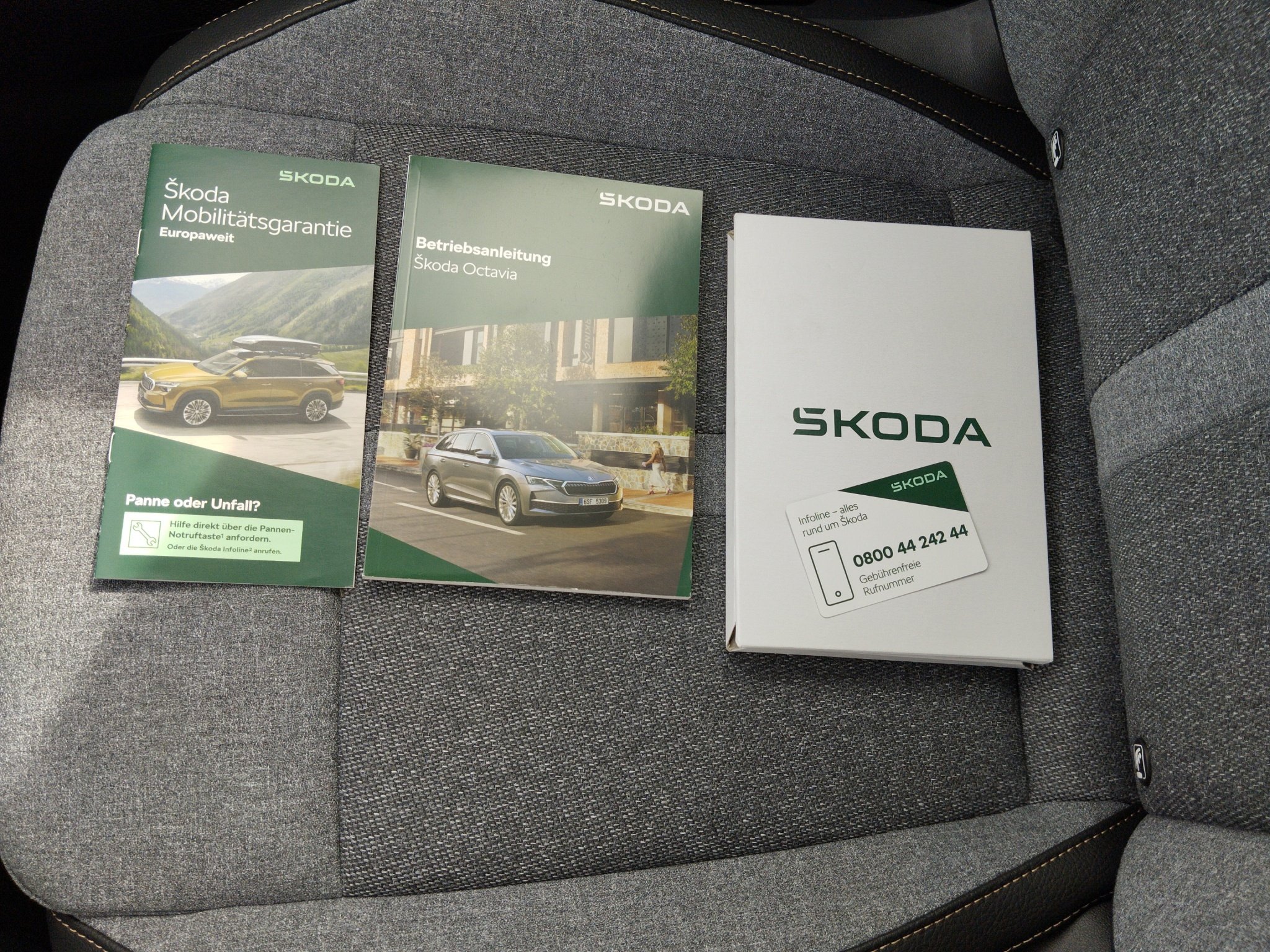 Skoda Octavia Combi 1.5 TSI Tour ACC*Fernlichtass.*LED – Bild 30