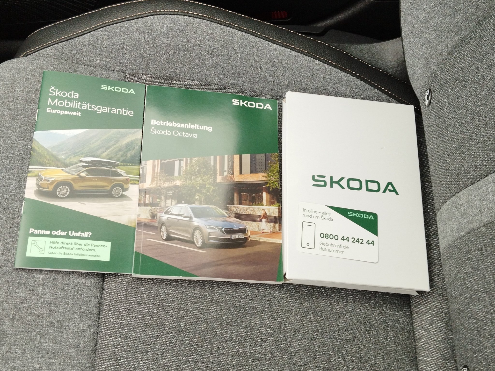 Skoda Octavia Combi 1.5 TSI Tour 4xSHZ*ACC*Facelift – Bild 30