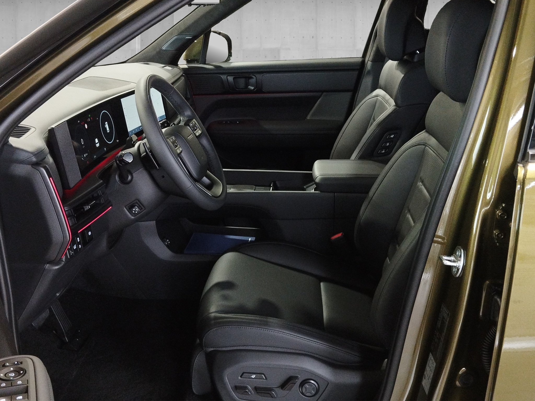 Hyundai SANTA FE 1.6 T-GDi PHEV Blackline Aut. 4WD 360°*LM – Bild 7