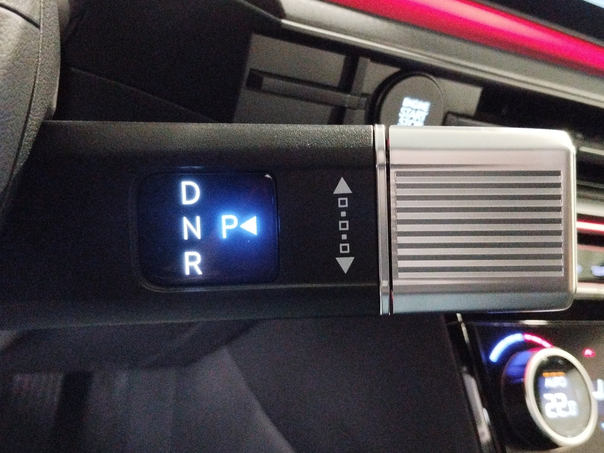 Hyundai SANTA FE 1.6 T-GDi PHEV Blackline Aut. 4WD 360°*LM – Bild 28