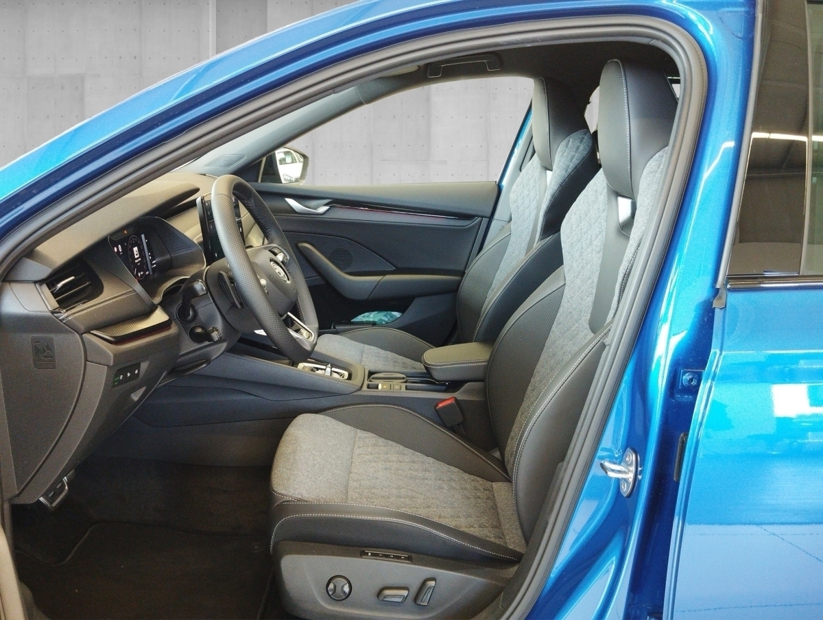 Skoda Octavia Combi 2.0 TDI Sportline DSG #PDC #LED – Bild 7