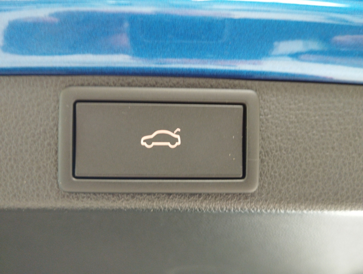 Skoda Octavia Combi 2.0 TDI Sportline DSG #PDC #LED – Bild 23