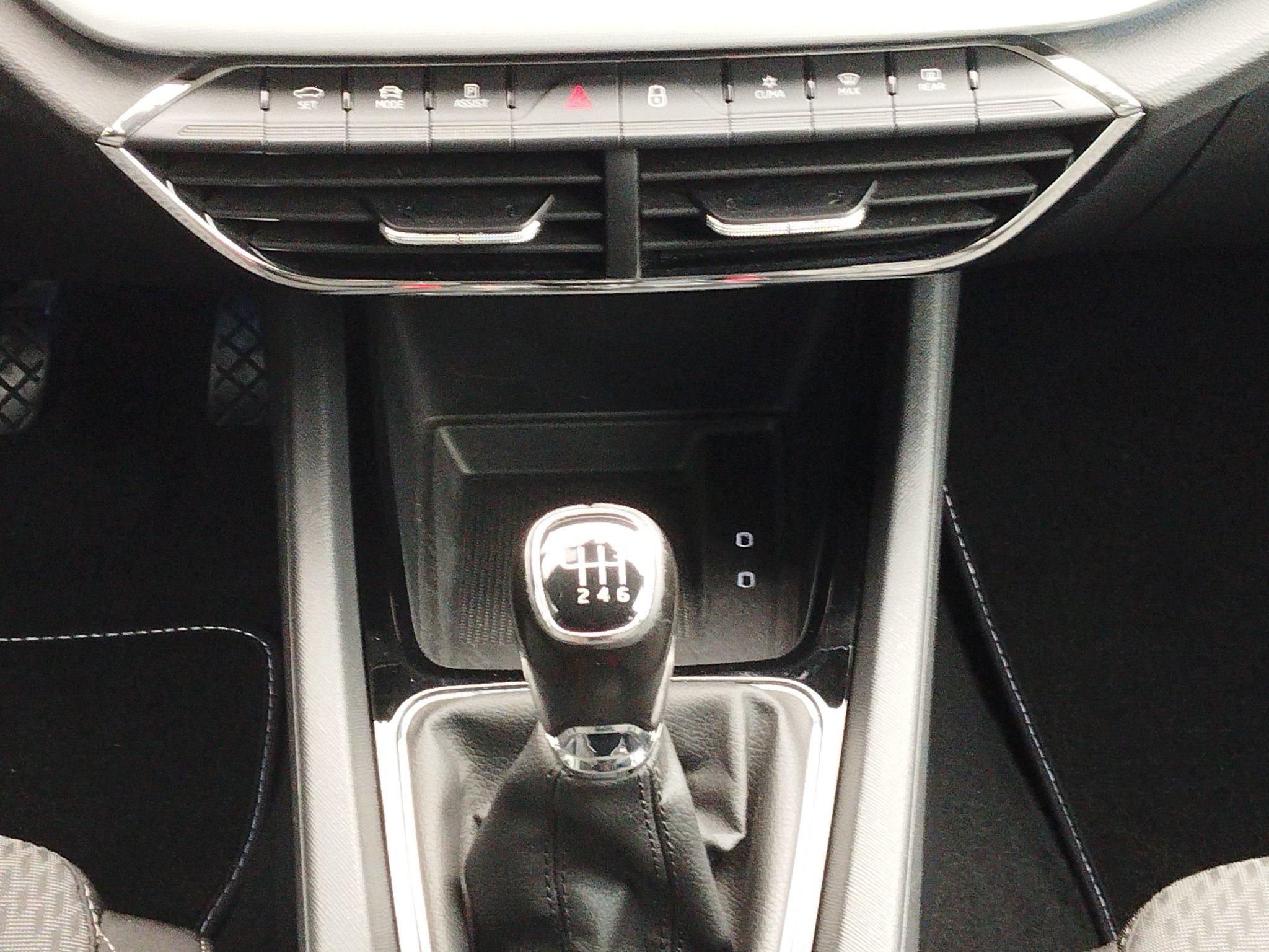 Skoda Octavia 1.5 TSI First Edition 4xSHZ*KeyLess – Bild 14