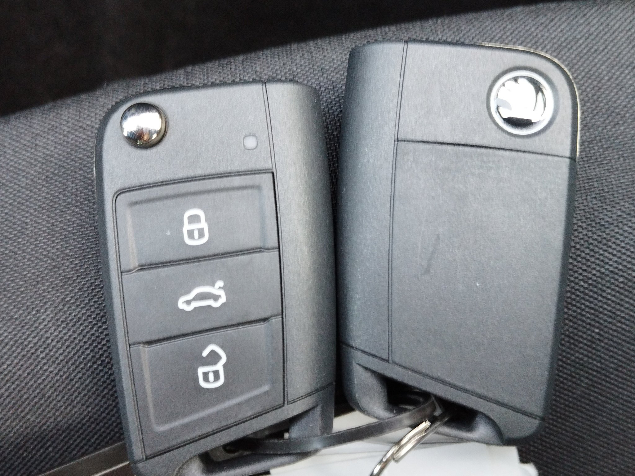 Skoda Kamiq 1.0 TSI Tour ACC*Fernlichtass.*Kam.*KlimaA – Bild 29