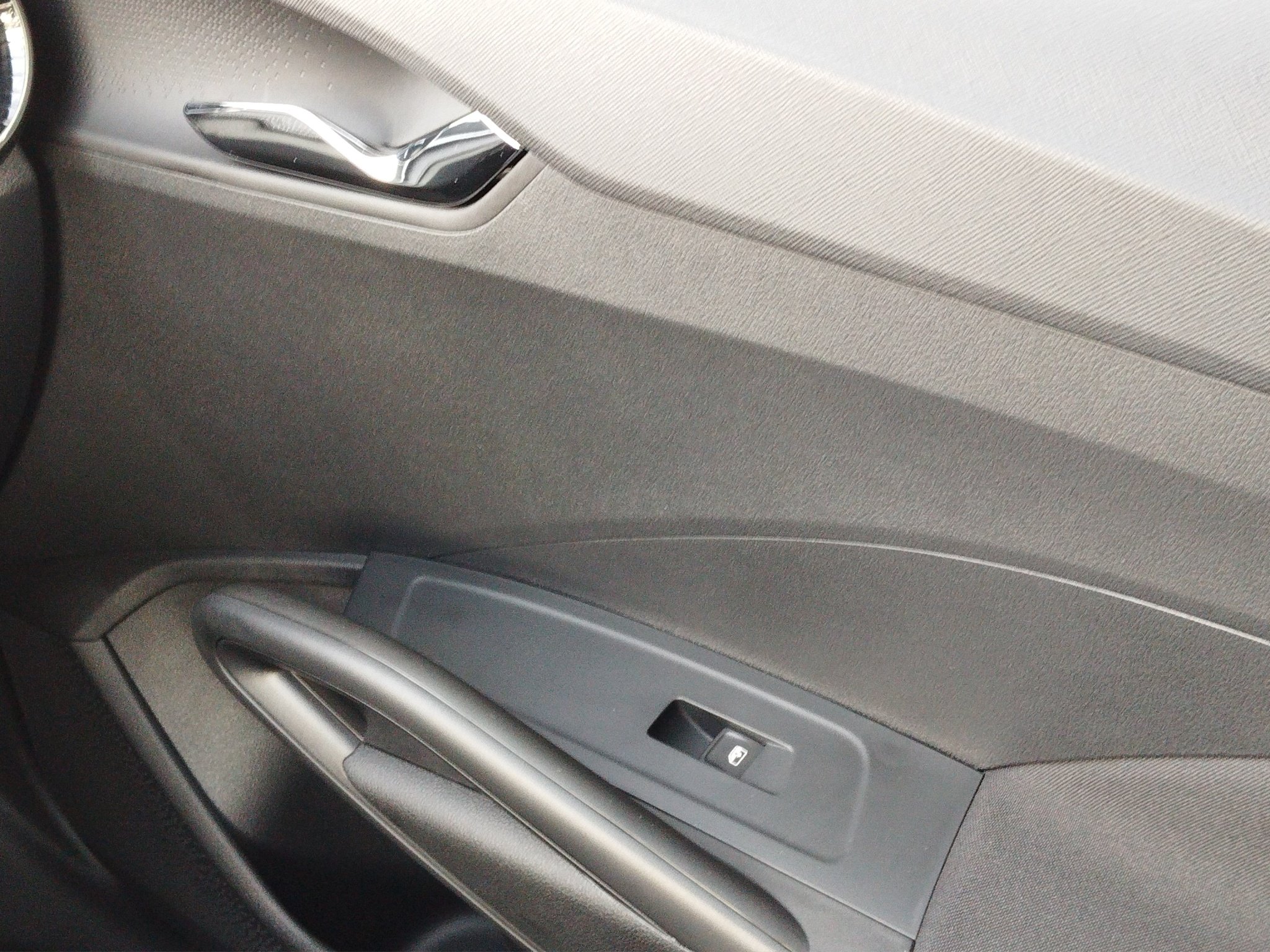 Skoda Fabia 1.0 TSI Selection KlimaA*LED*LM*Navi*PDC – Bild 16