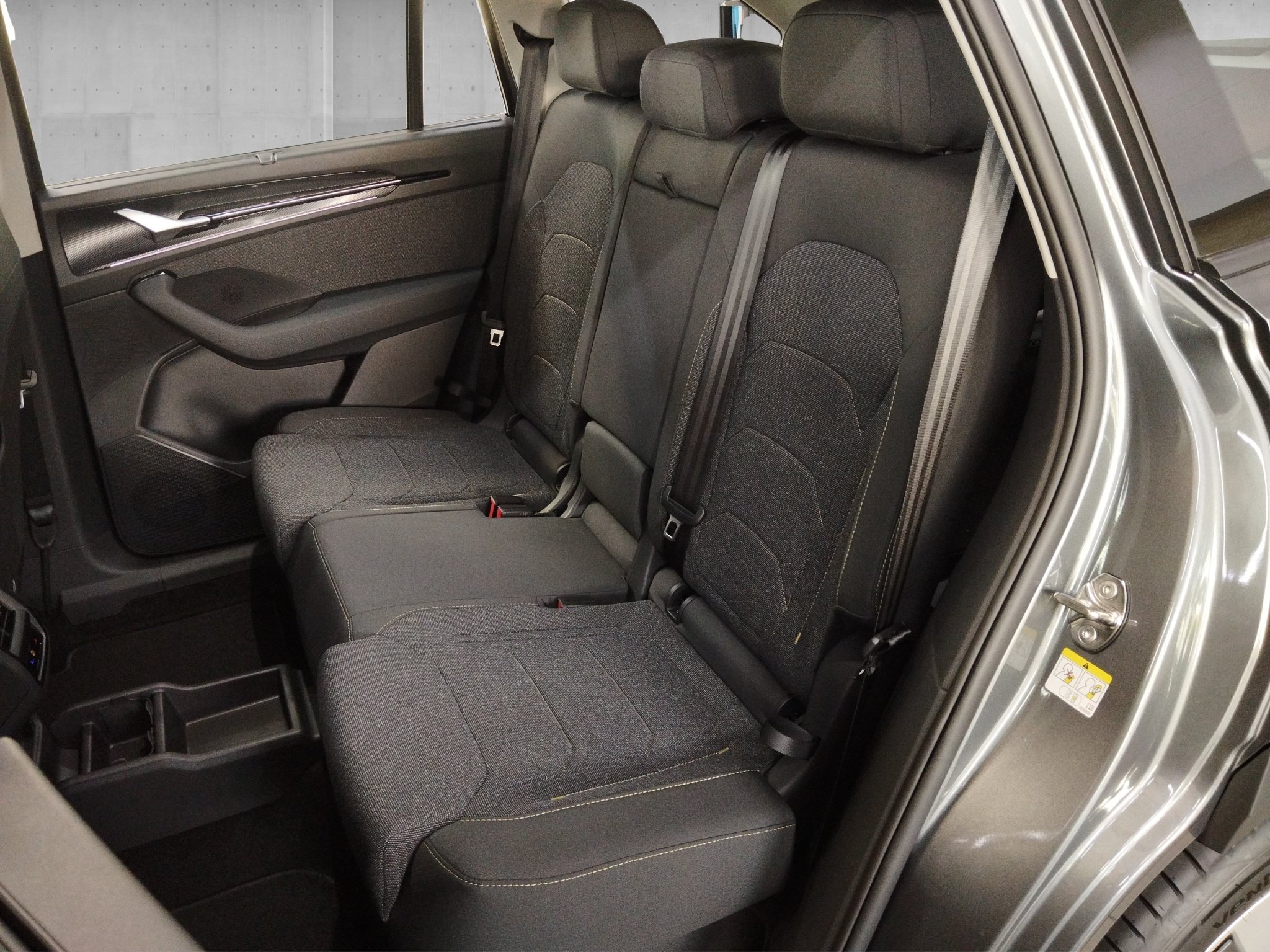 Skoda Kodiaq 2.0 TDI Selection DSG *ACC*AHK*AUT*HUD*LED – Bild 9