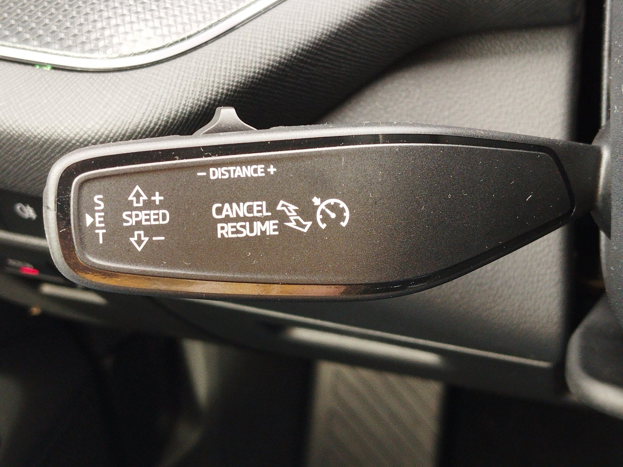 Skoda Kodiaq 2.0 TDI Selection DSG *360°*ACC*AHK*AUT*LM – Bild 24