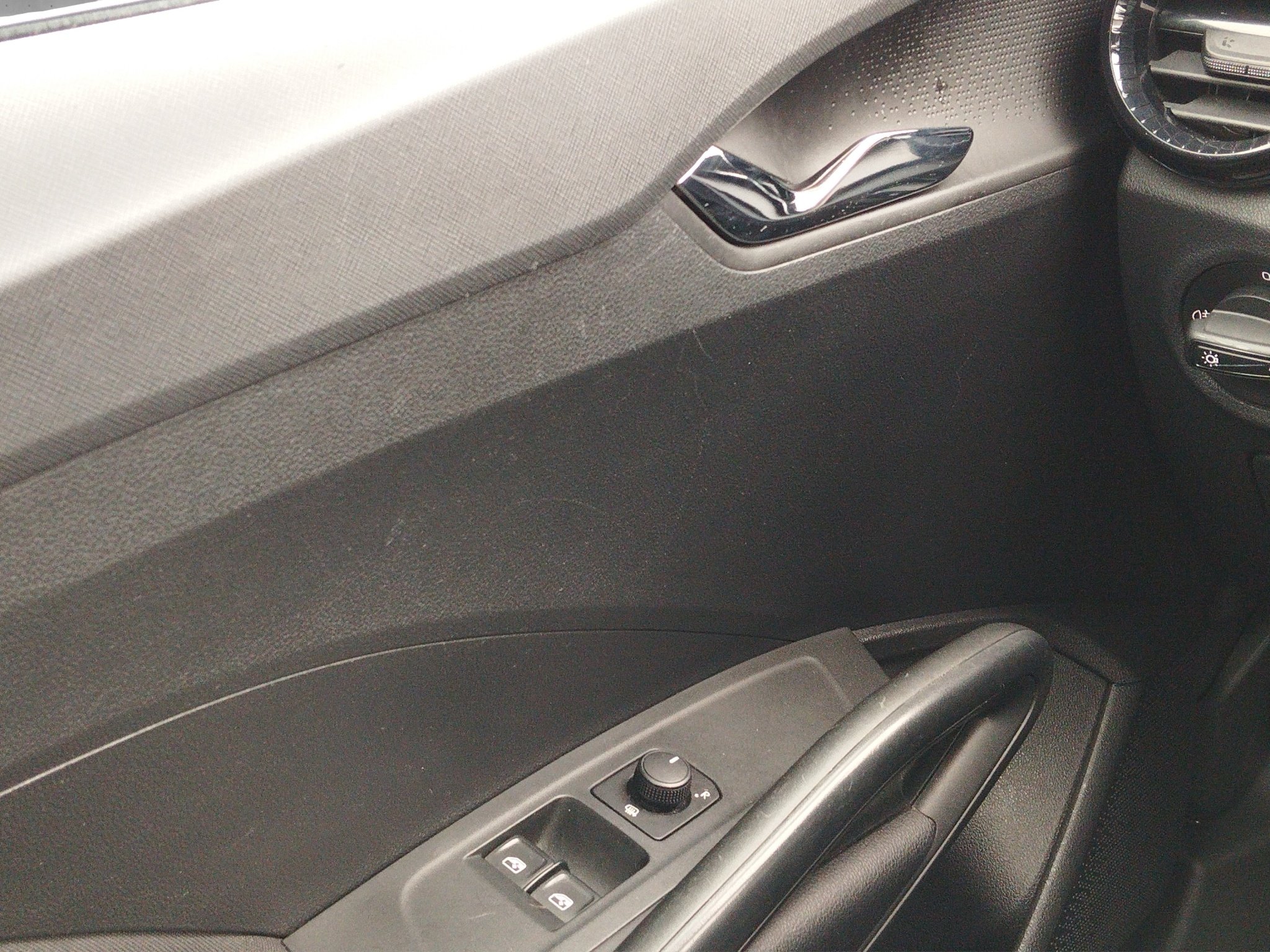 Skoda Fabia 1.0 MPI Active *LED*LM*PDC*SpurH* – Bild 12