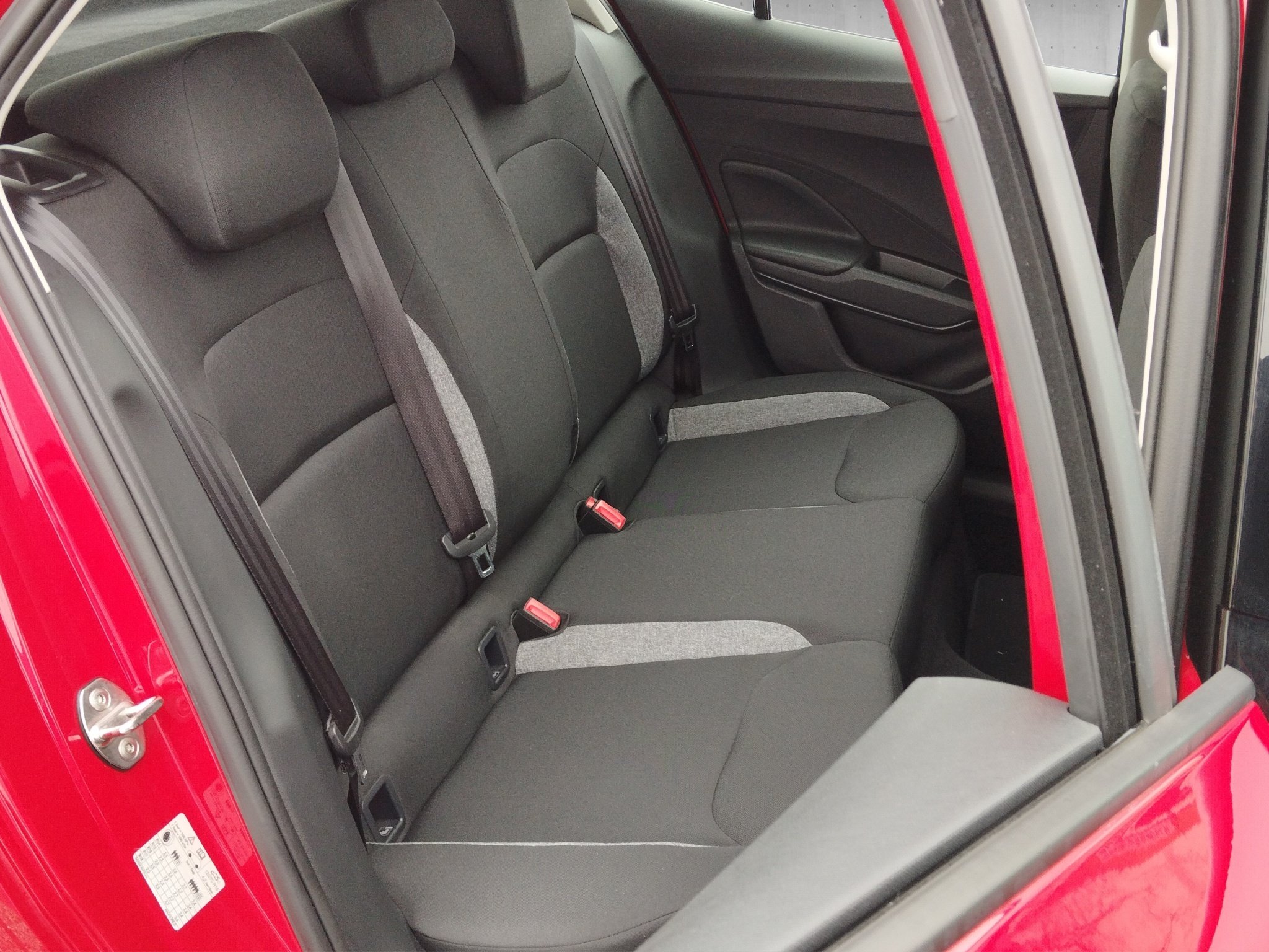 Skoda Fabia 1.0 MPI Active *LED*LM*PDC*SpurH* – Bild 18