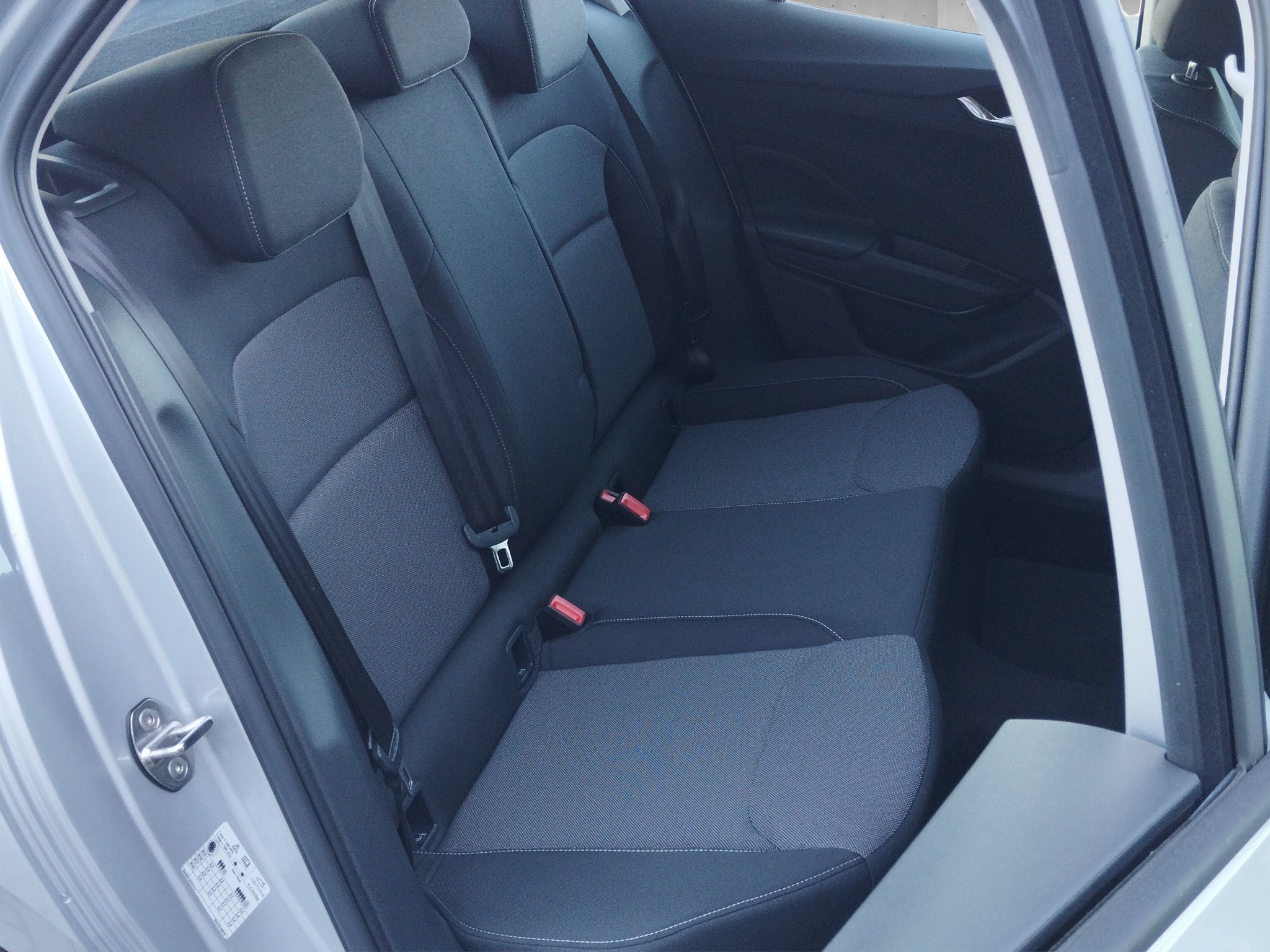 Skoda Fabia 1.0 TSI Ambition DSG AUT*Kam.*LED*LM*PDC – Bild 18