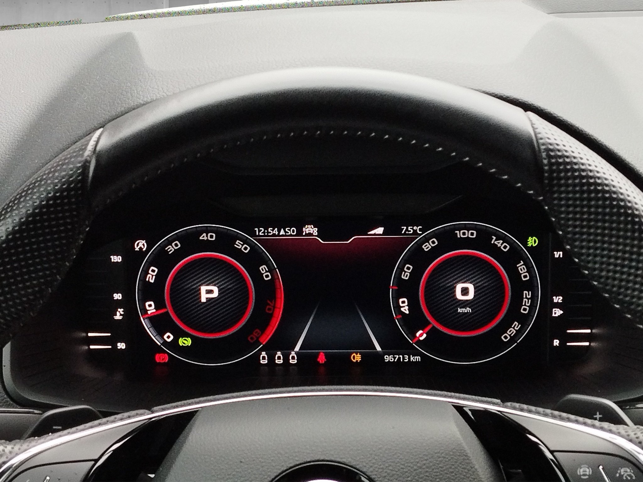 Skoda Karoq 2.0 TSI Sportline 4x4 DSG 4xSHZ*ACC*AHK*LM – Bild 11