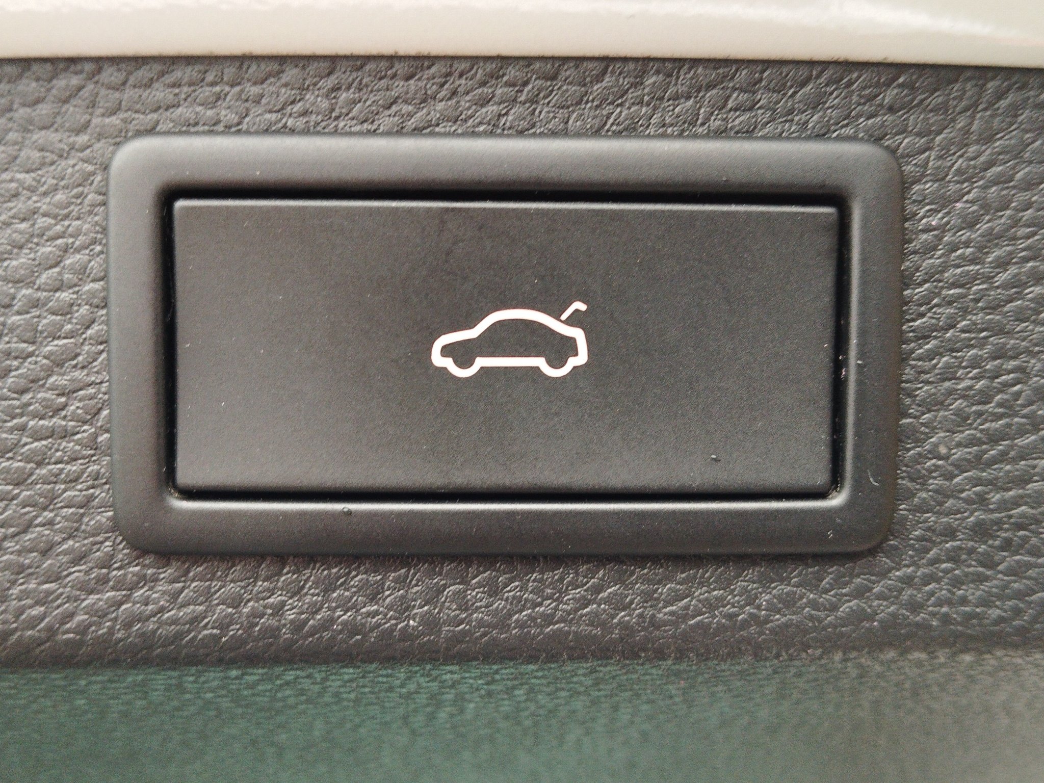 Skoda Karoq 2.0 TSI Sportline 4x4 DSG 4xSHZ*ACC*AHK*LM – Bild 21