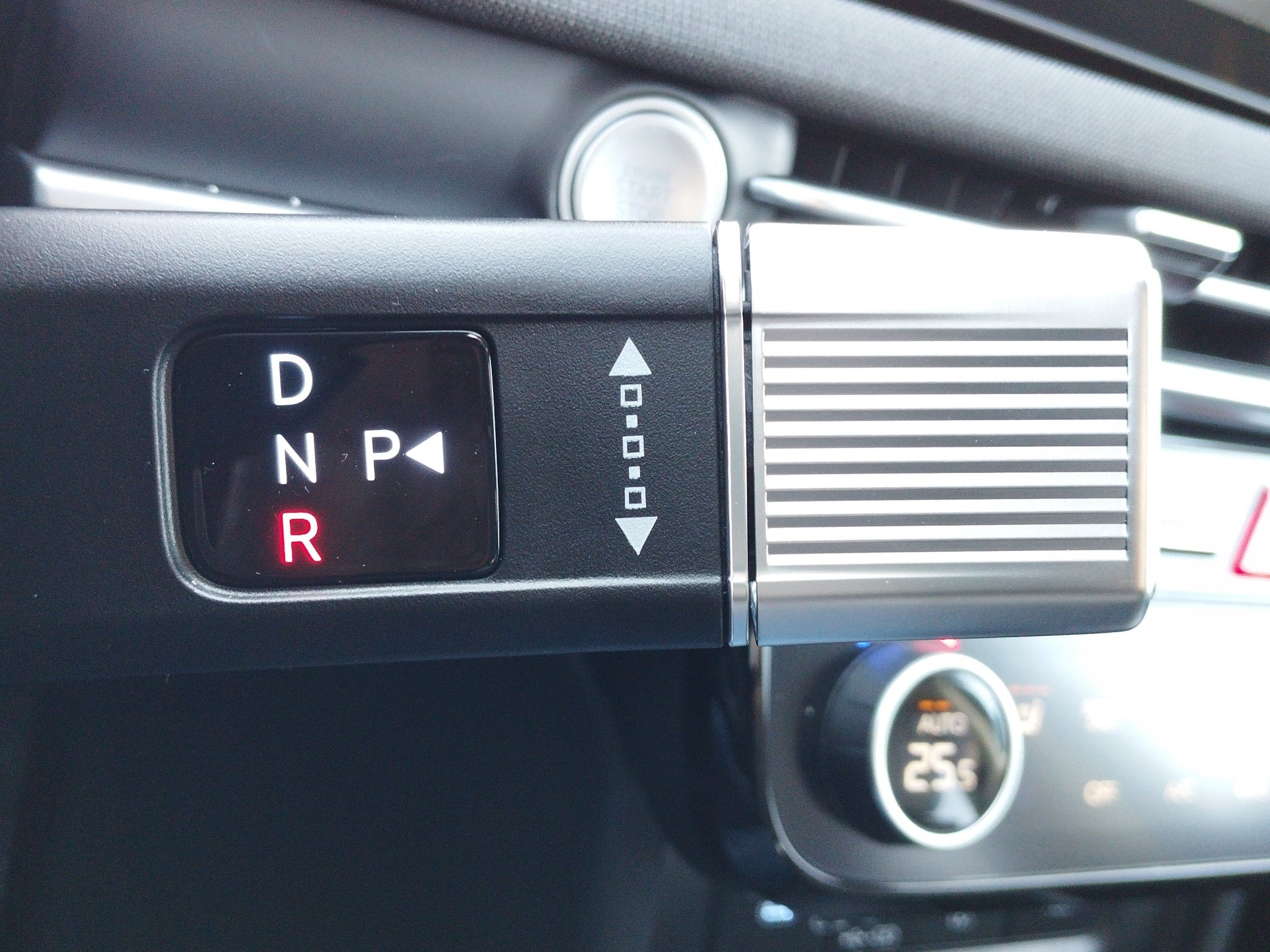 Hyundai TUCSON FL 1.6 T-GDI HEV Trend Aut. ACC*AUT*Kam.*LM – Bild 27