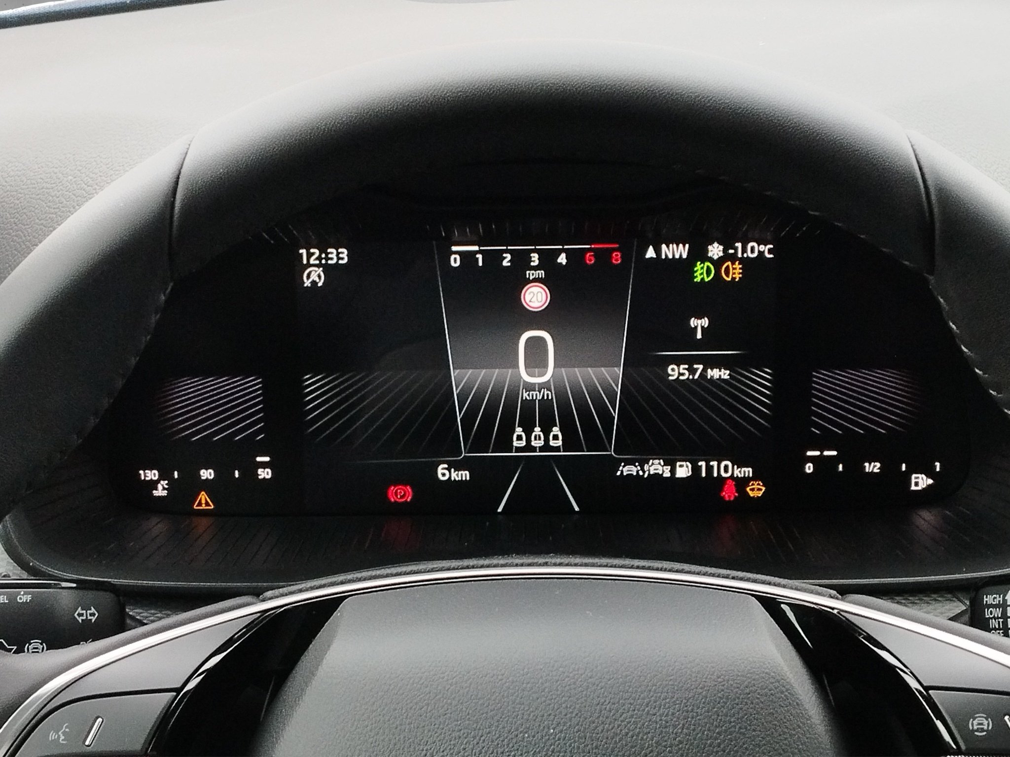 Skoda Kamiq 1.0 TSI Essence LED*LM*PDC*SHZ*SpurH – Bild 11