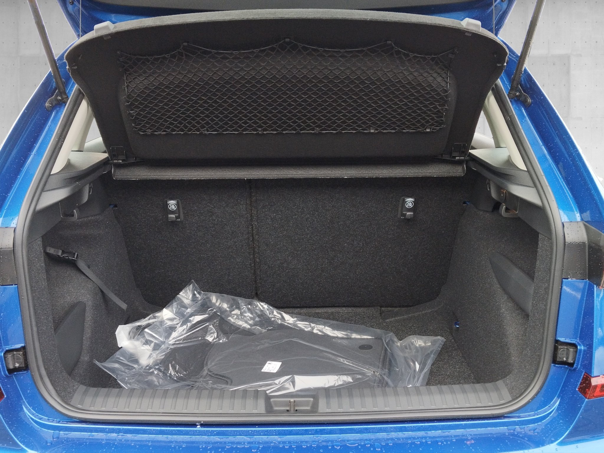 Skoda Kamiq 1.0 TSI Essence LED*LM*PDC*SHZ*SpurH – Bild 17