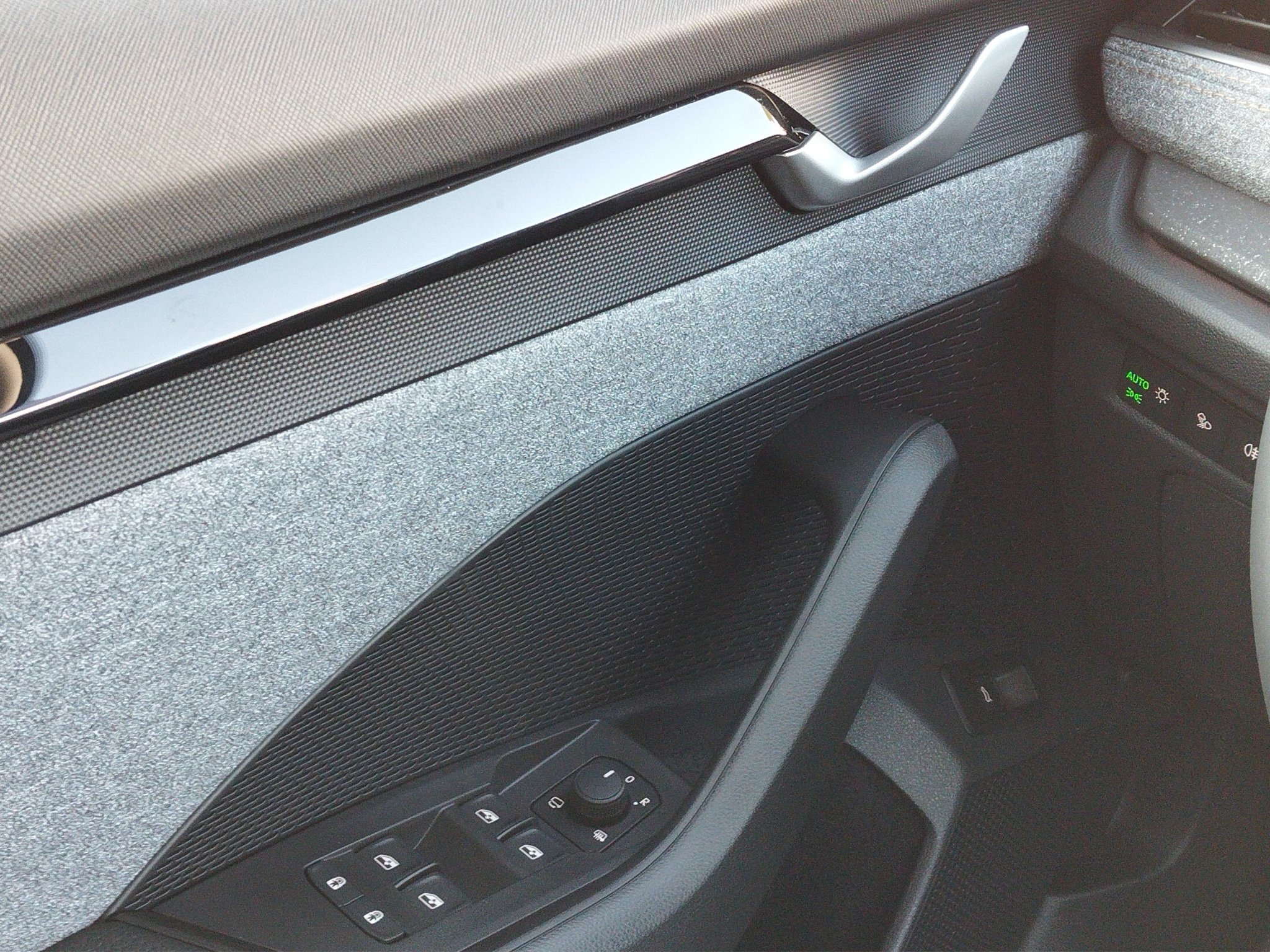 Skoda Octavia Combi 1.5 TSI mHEV Balance DSG 360°*ACC – Bild 12