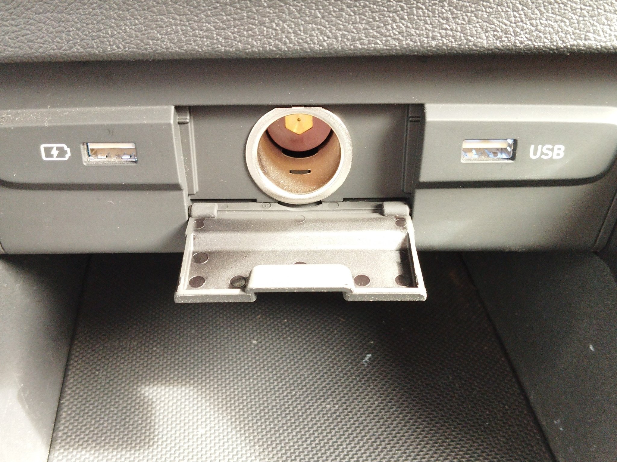 Hyundai i20 1.0 T-GDi 48V MHEV Intro Edition AUT*Kam.*LM – Bild 27