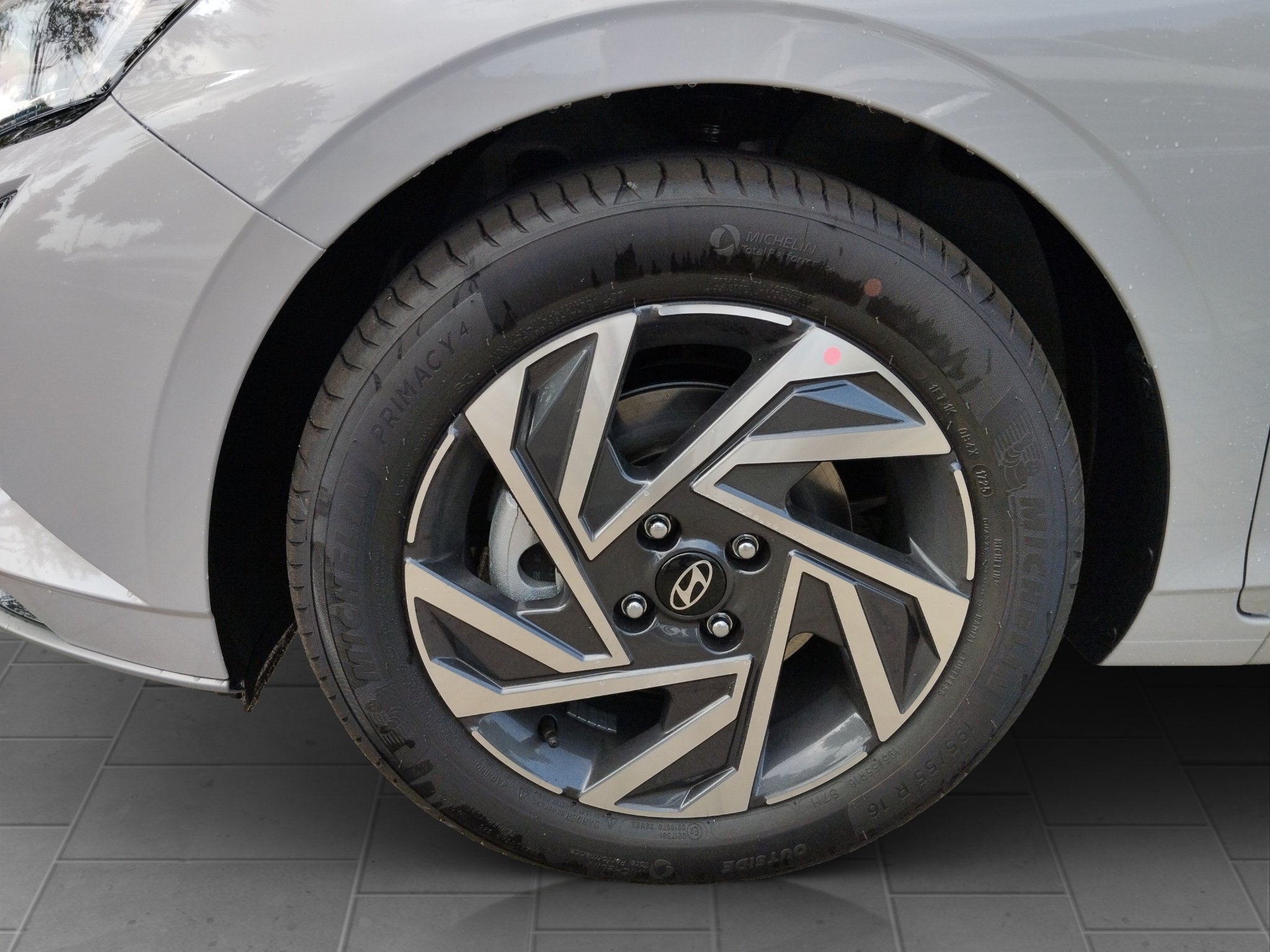 Hyundai i20 FL 1.0 T-GDI Trend DCT 4xSHZ*AUT*DynLicht*LM* – Bild 20