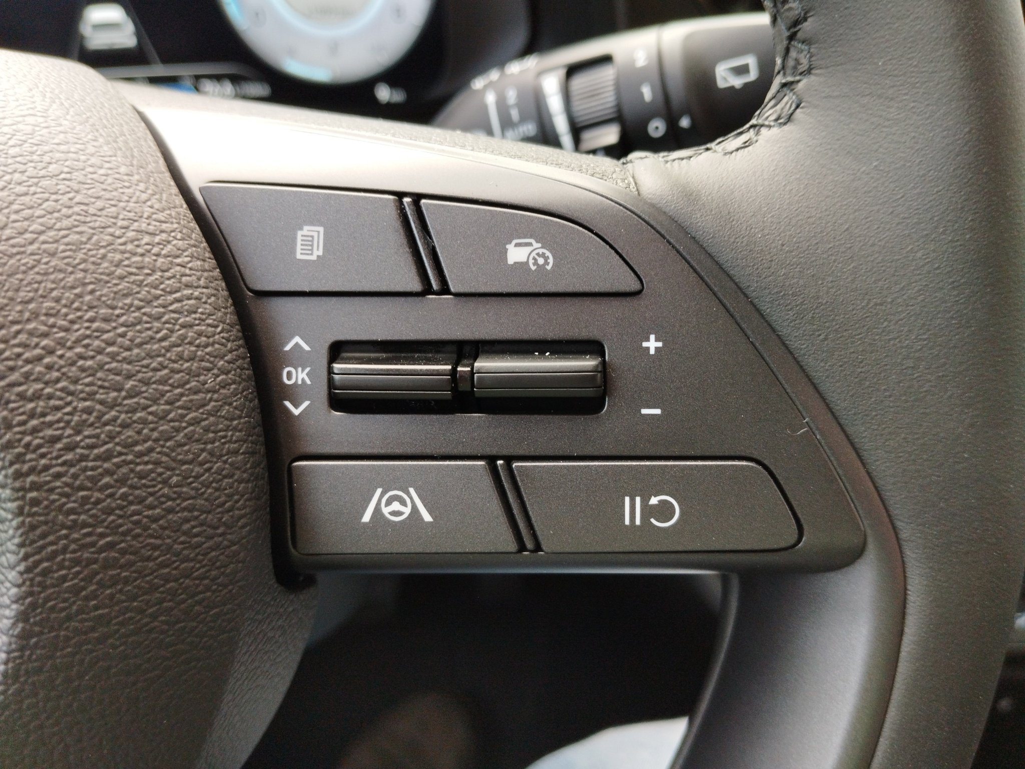 Hyundai i20 FL 1.0 T-GDI Trend DCT 4xSHZ*AUT*DynLicht*LM* – Bild 23