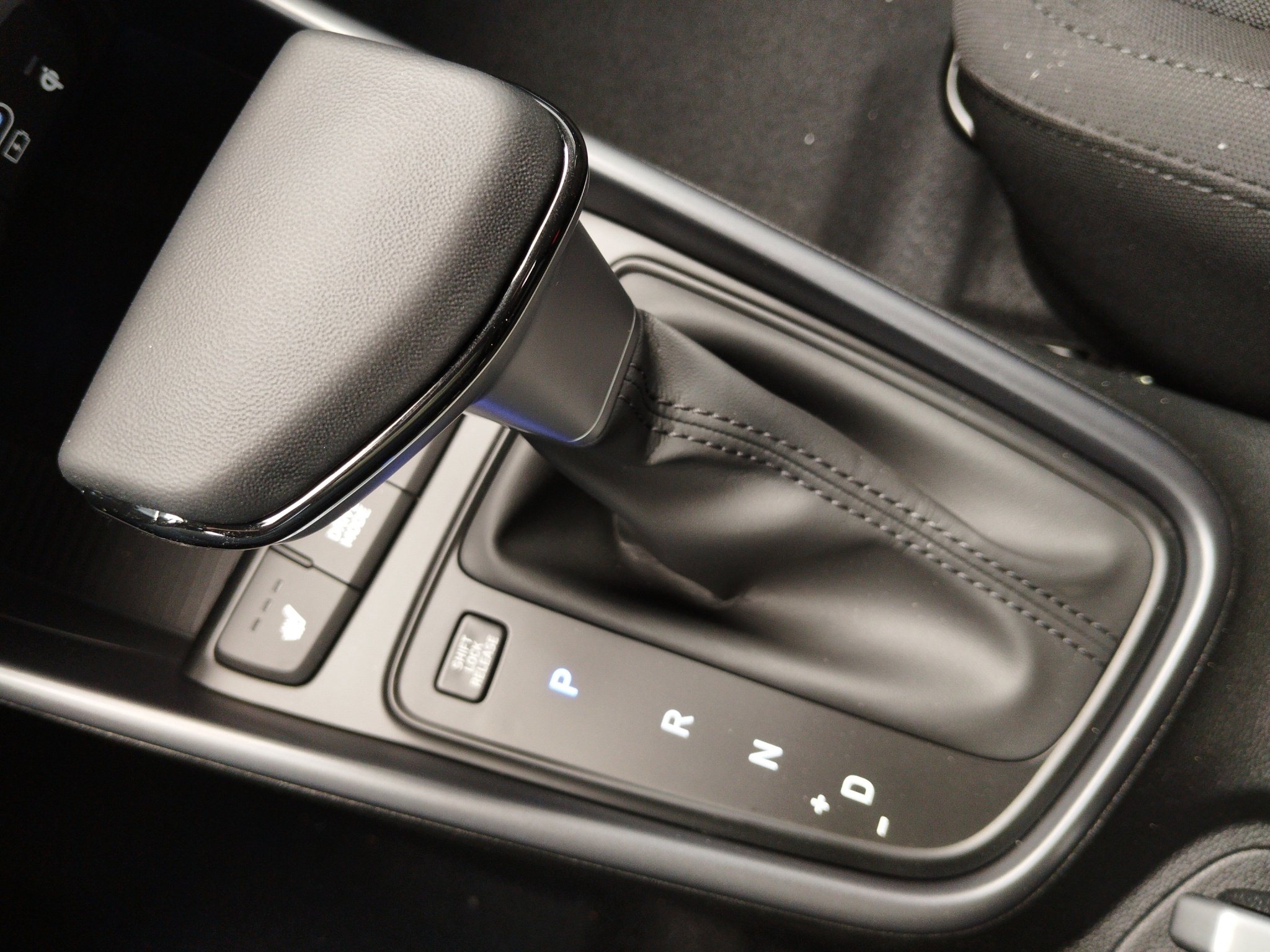 Hyundai i20 FL 1.0 T-GDI Trend DCT 4xSHZ*AUT*DynLicht*LM* – Bild 27