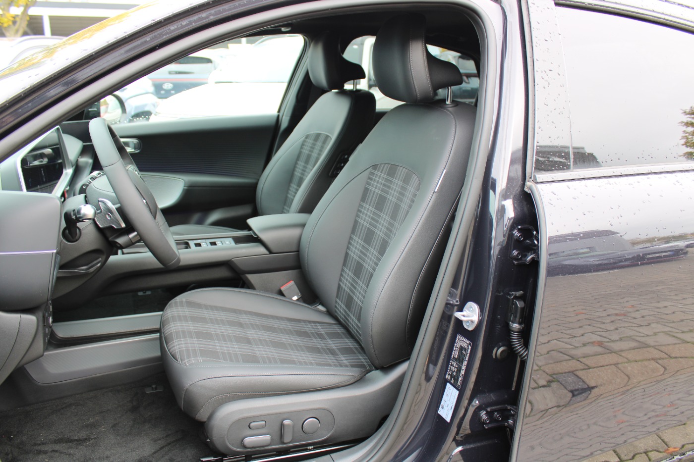 Hyundai IONIQ 6 First Edition 4WD 360*4xSHZ*ACC*AUT*Kam. – Bild 8