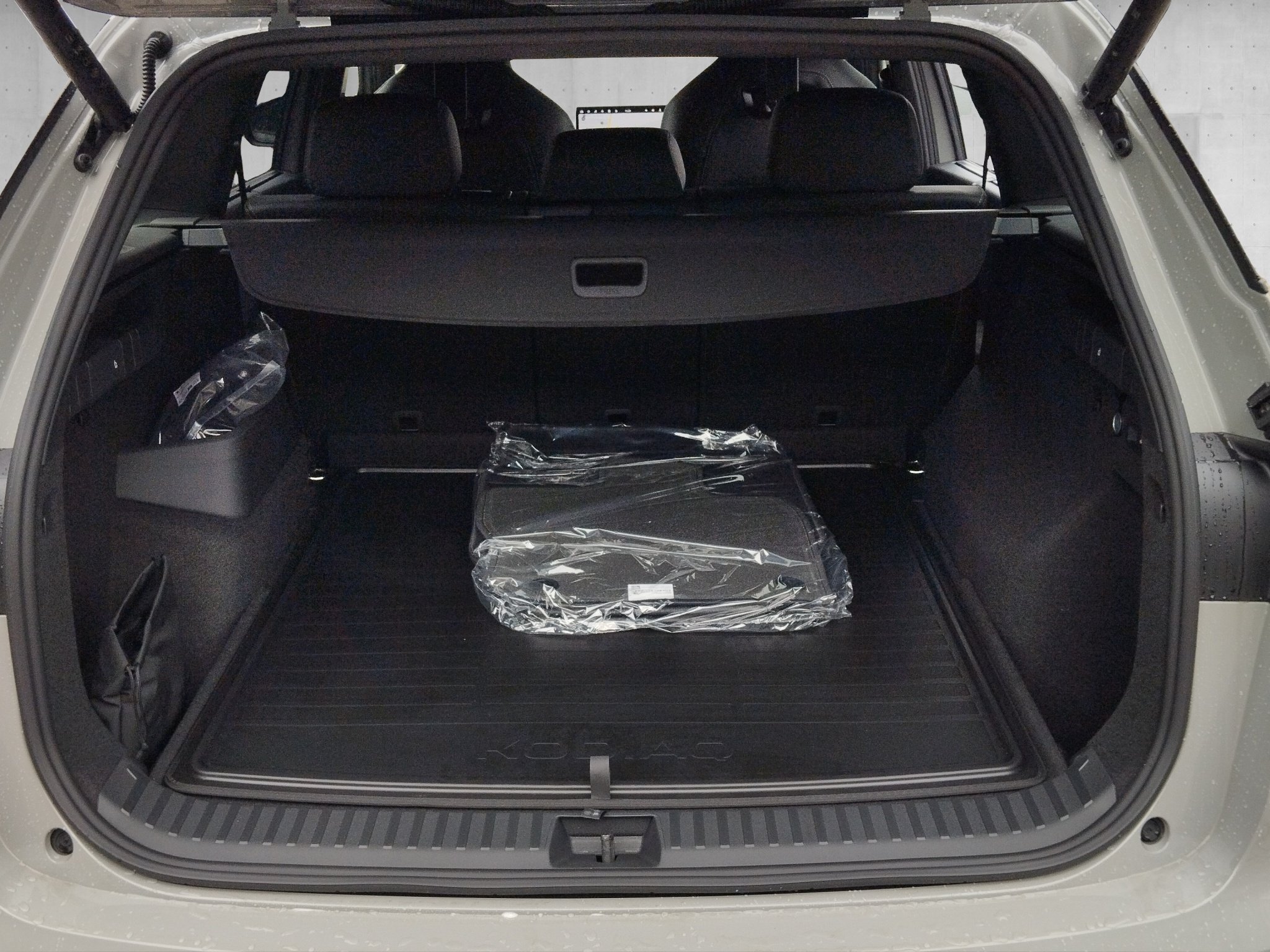 Skoda Kodiaq 2.0 TDI Sportline DSG 4xSHZ*ACC*AHK*PSD – Bild 17