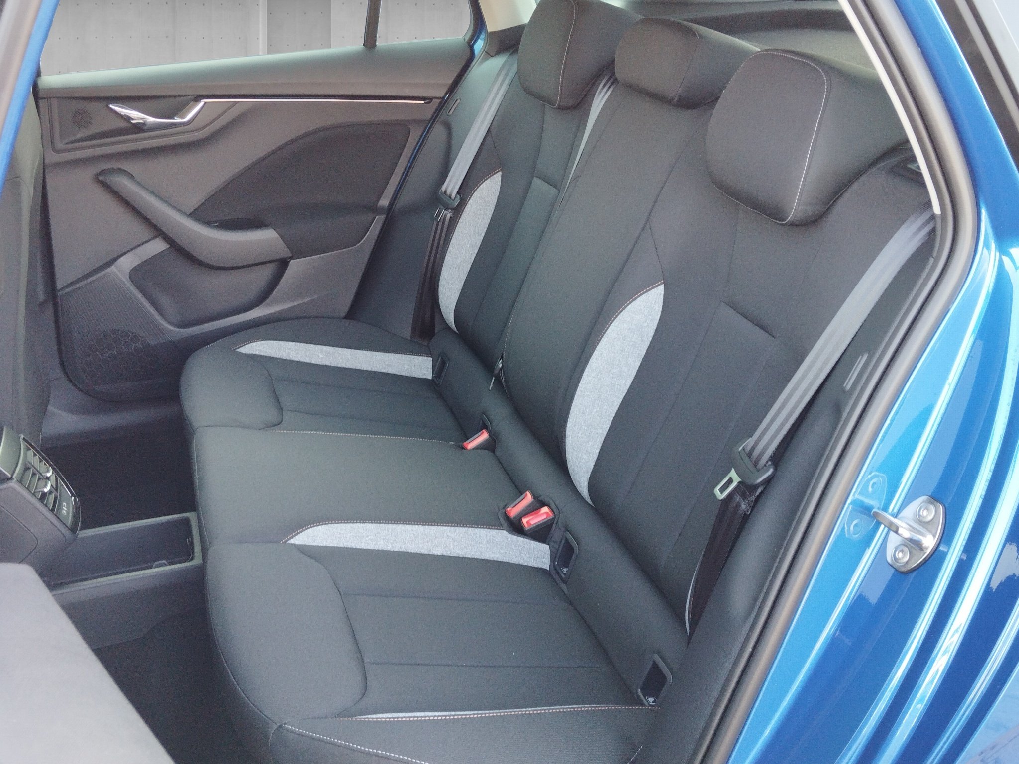 Skoda Kamiq 1.0 TSI Tour ACC*Fernlichtass.*Kam.*KlimaA – Bild 9