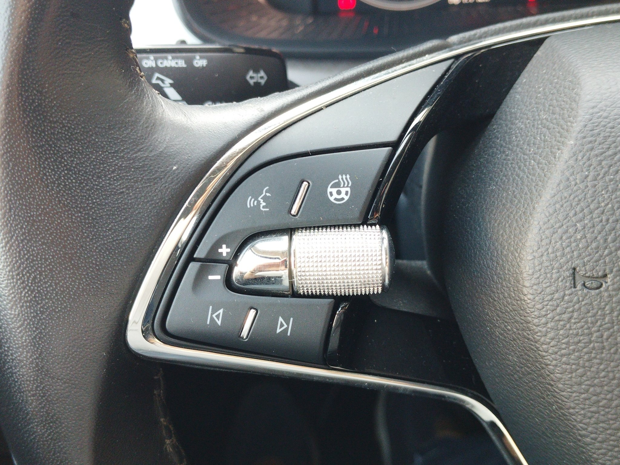 Skoda Scala 1.0 TSI Tour KeyLess*Klima*KlimaA*LED*LM – Bild 23