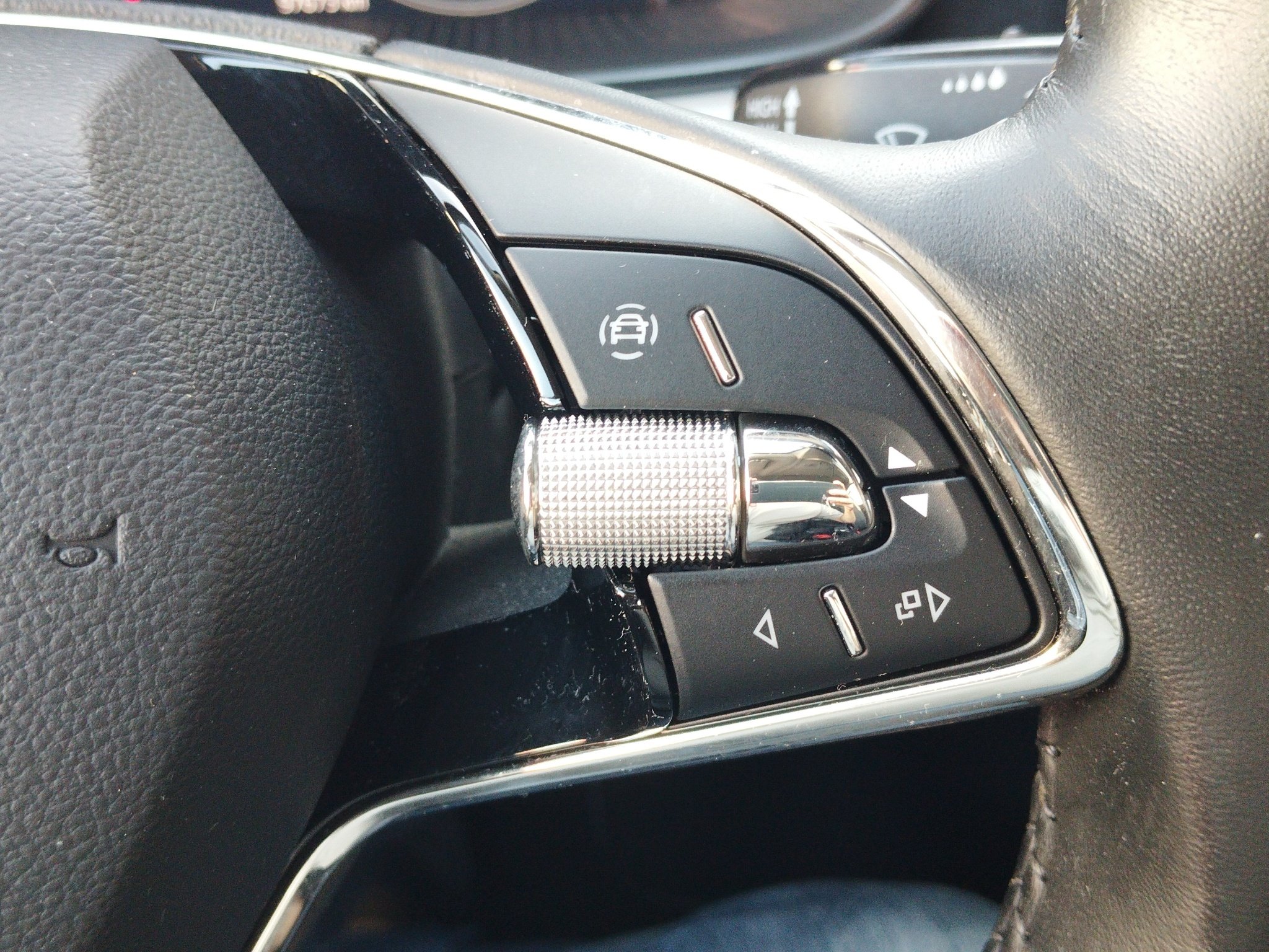 Skoda Scala 1.0 TSI Tour KeyLess*Klima*KlimaA*LED*LM – Bild 24