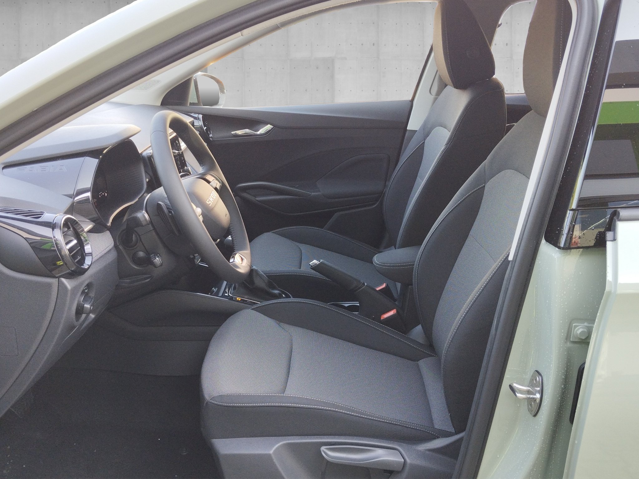 Skoda Fabia 1.0 TSI Balance DSG ACC*AUT*Fernlichtass. – Bild 7