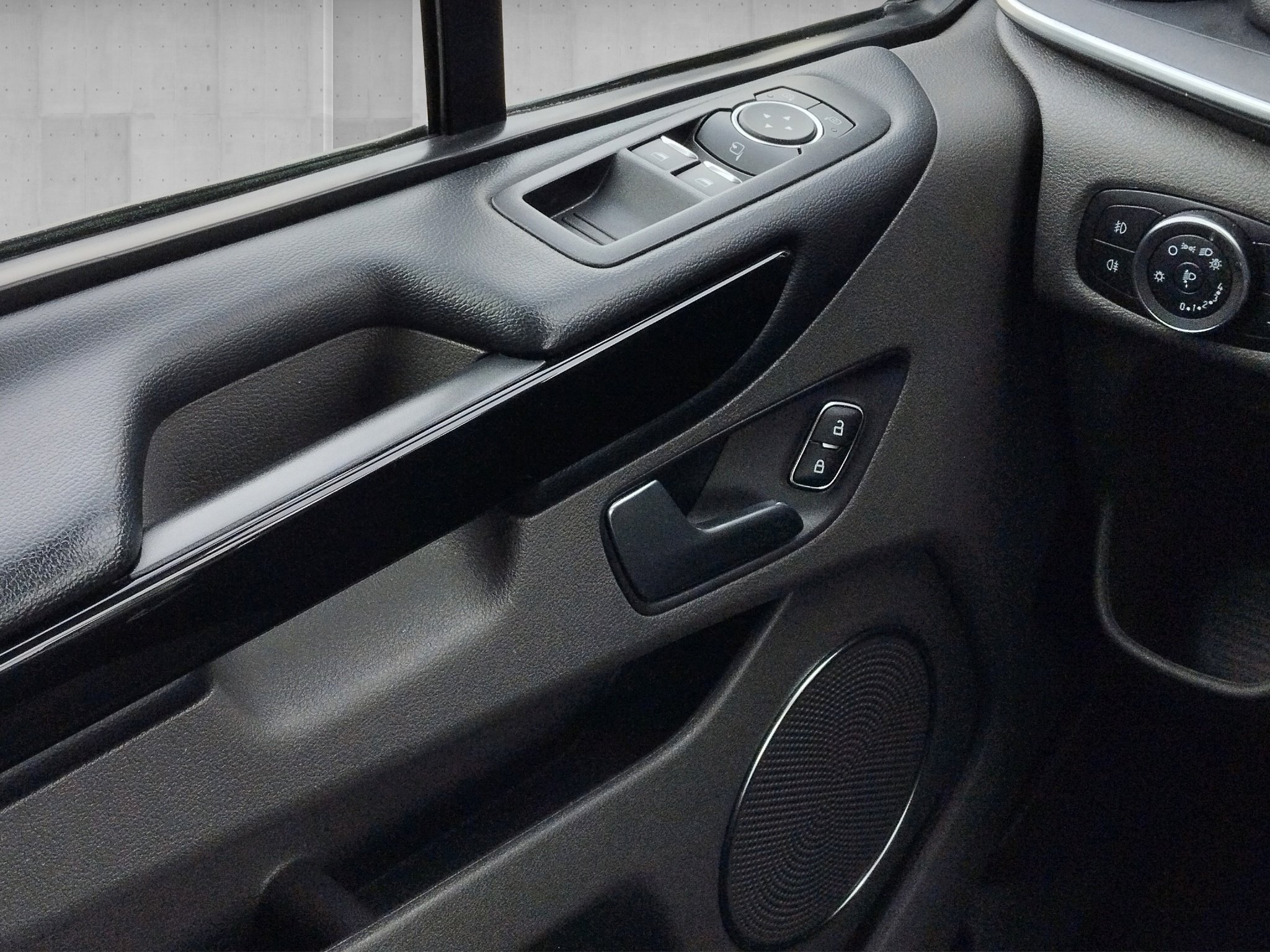 Ford Tourneo Custom L2 9 Sitzer AUT*Facelift*Kam.*LM – Bild 12