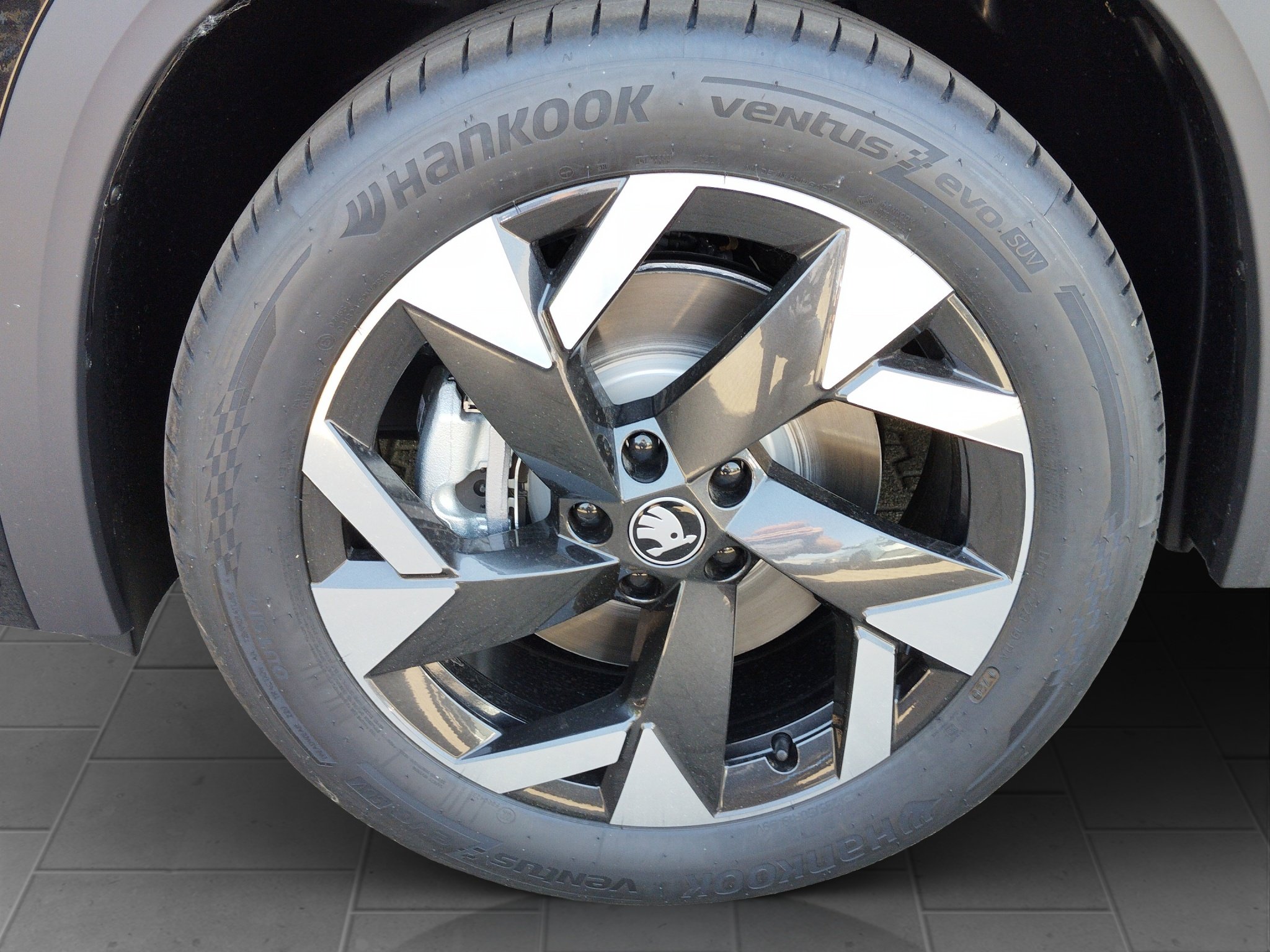 Skoda Kodiaq 2.0 TDI Sportline 4x4 DSG 4xSHZ*ACC*AHK – Bild 20