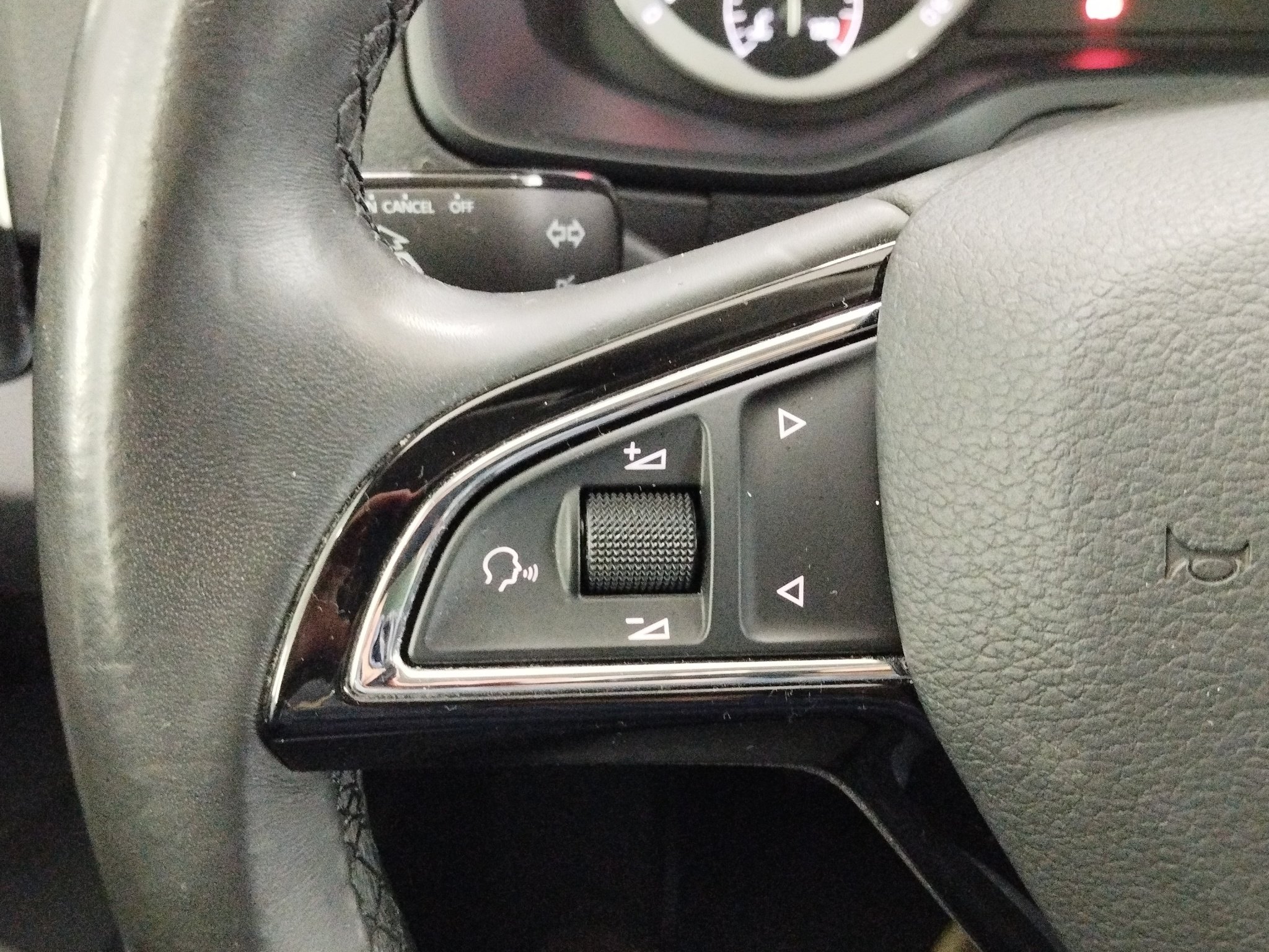 Skoda KAROQ 1.5 TSI Style DynLicht*Fernlichtass. – Bild 22