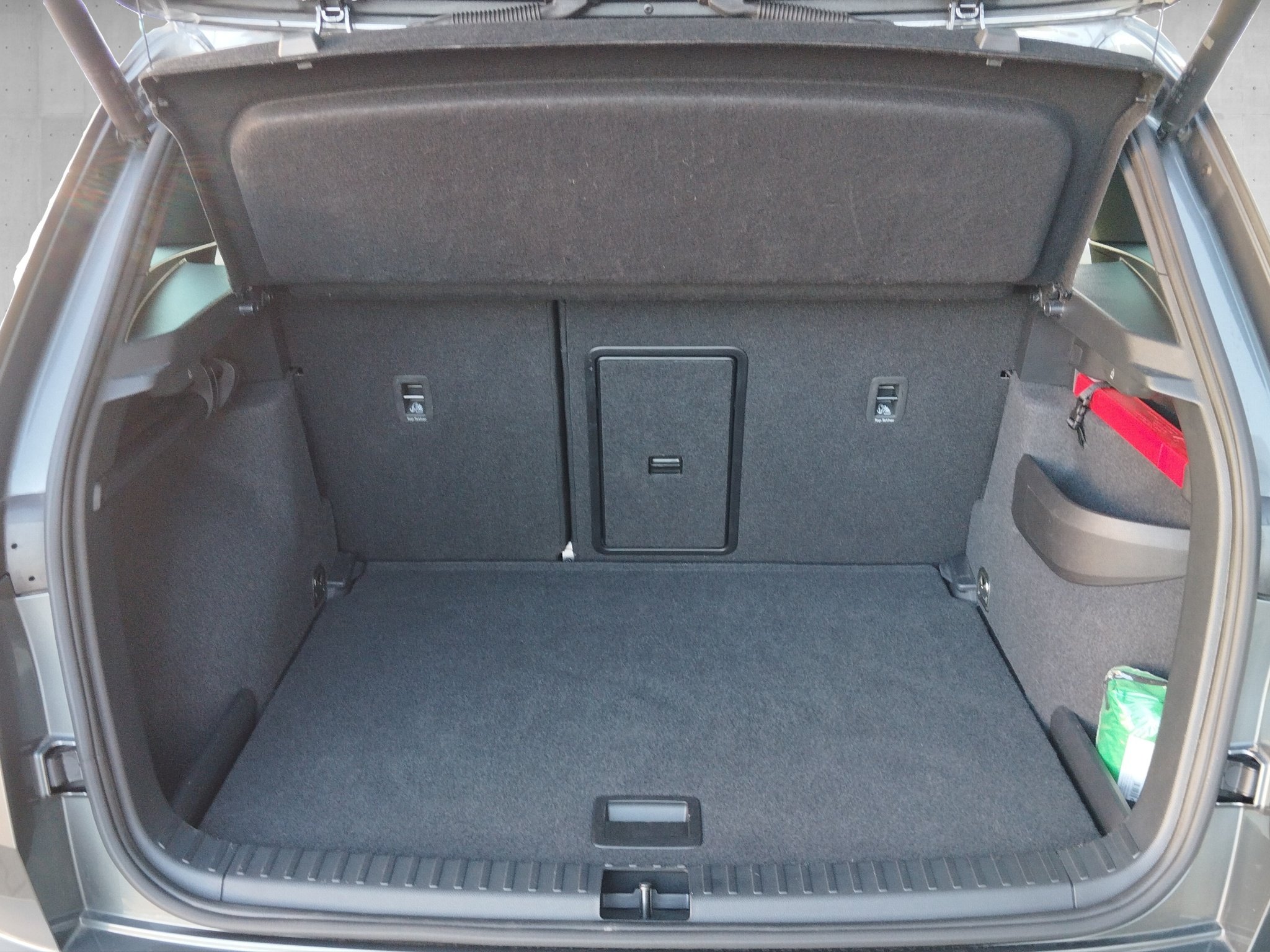 Skoda Karoq 1.5 TSI Sportline 4xSHZ*ACC*AHK*Kam. – Bild 17