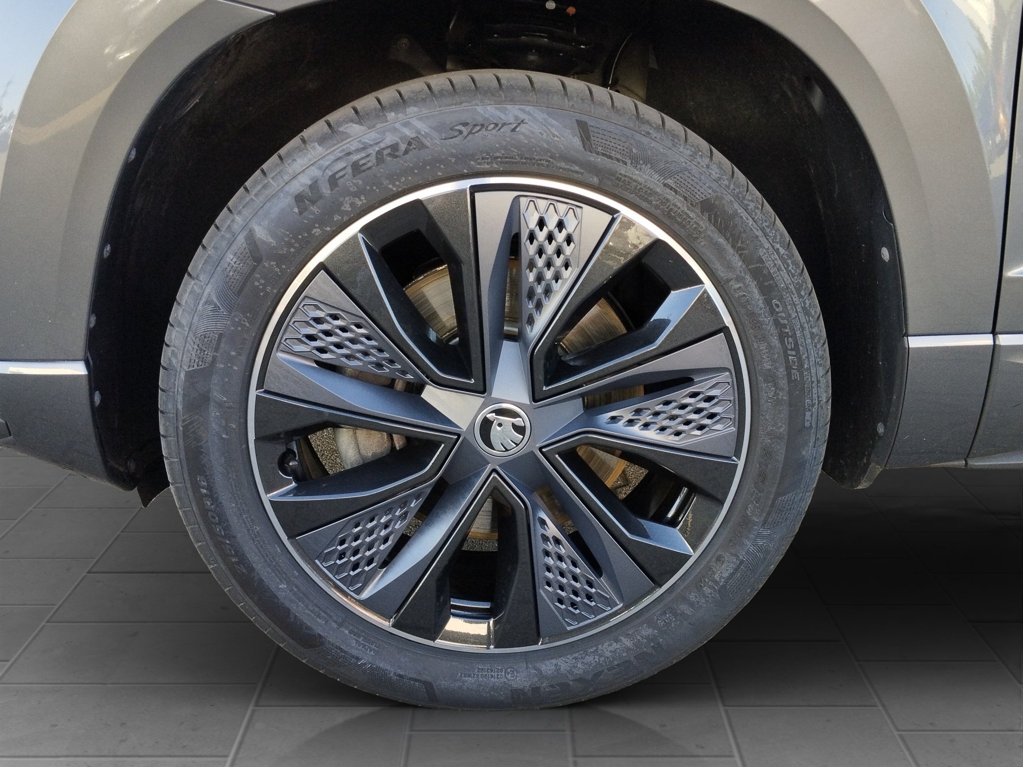 Skoda Karoq 1.5 TSI Sportline 4xSHZ*ACC*AHK*Kam. – Bild 20