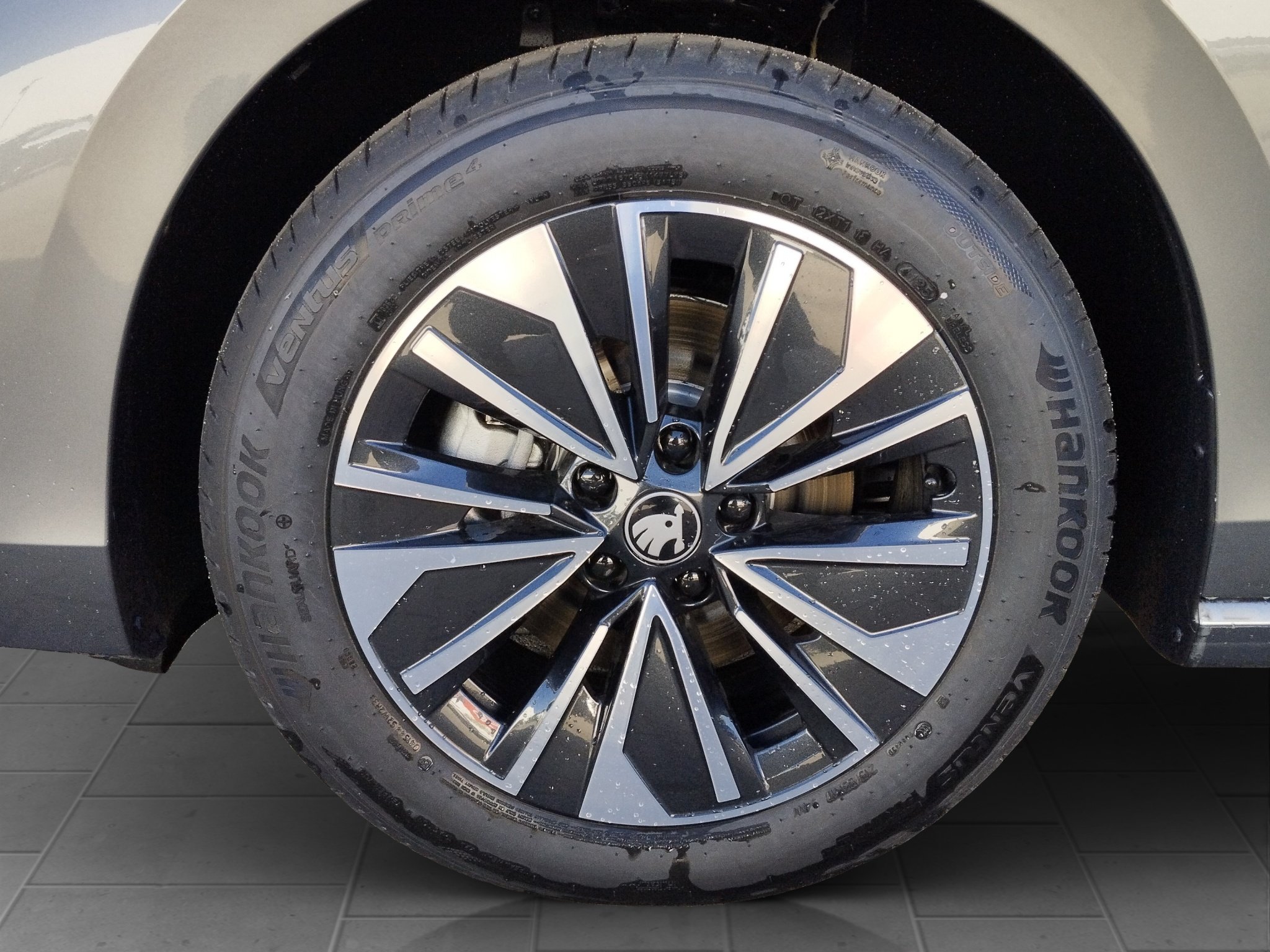 Skoda Superb Combi 2.0 TDI Selection DSG 4xSHZ*ACC*AHK – Bild 20
